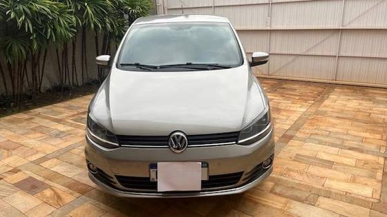 VOLKSWAGEN FOX 1.6 MSI HIGHLINE 16V FLEX 4P AUTOMATIZADO VOLKSWAGEN FOX 1.6 MSI HIGHLINE 16V FLEX 4P AUTOMATIZADO